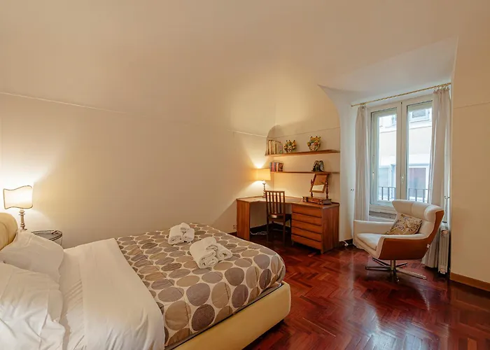 Domus Adriano Al Pantheon Apartament
